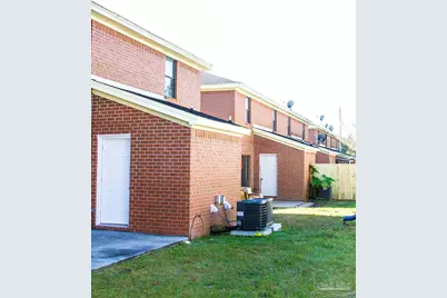 7250 Hilburn Rd #4A, Pensacola, FL 32504 - Photo 2