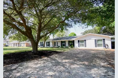 2912 Glenn St, Gulf Breeze, FL 32563 - Photo 1
