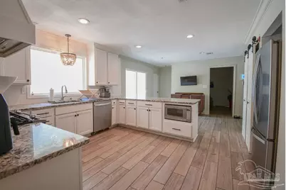 2912 Glenn St, Gulf Breeze, FL 32563 - Photo 4