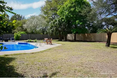 2912 Glenn St, Gulf Breeze, FL 32563 - Photo 2