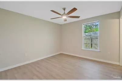 911 Medford Ave, Pensacola, FL 32505 - Photo 20