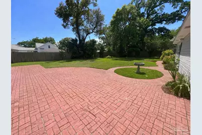 15 Lakeside Dr, Pensacola, FL 32507 - Photo 48