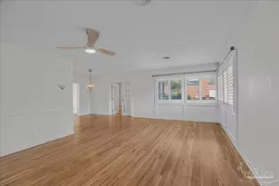 15 Lakeside Dr, Pensacola, FL 32507 - Photo 8