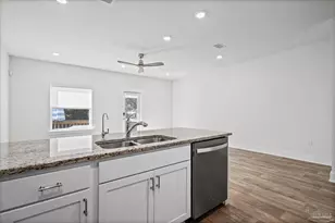 1419 Iroquois Ct, Pensacola, FL 32534 - Photo 8