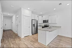 1419 Iroquois Ct, Pensacola, FL 32534 - Photo 6