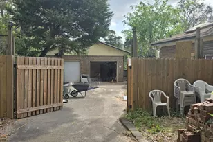 8246 Chellie Rd, Pensacola, FL 32526 - Photo 6