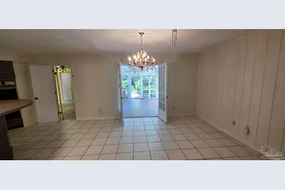 8246 Chellie Rd, Pensacola, FL 32526 - Photo 10