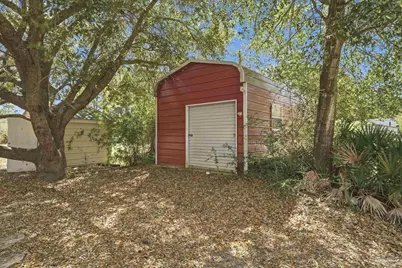 2026 Church St, Gulf Breeze, FL 32563 - Photo 30