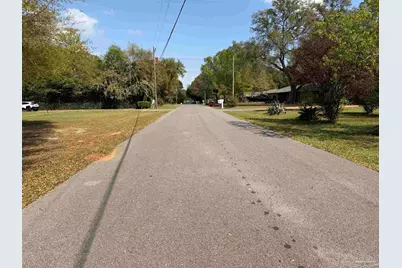 5905 Pamela Dr, Milton, FL 32570 - Photo 26