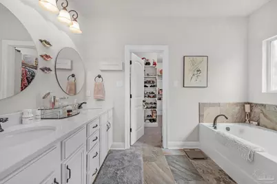 1404 Sabal Palm Dr, Gulf Breeze, FL 32563 - Photo 32