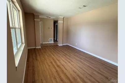 7845 Le Jeune Dr, Pensacola, FL 32514 - Photo 6