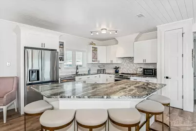 7515 Gulf Blvd, Navarre Beach, FL 32566 - Photo 10