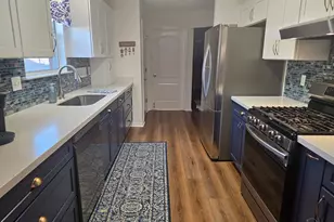 2049 Pin High Dr, Pensacola, FL 32526 - Photo 2