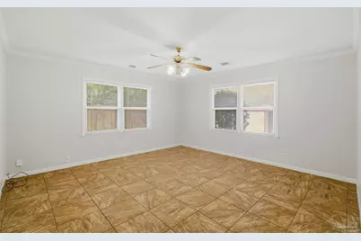 5641 Hibiscus Rd, Pensacola, FL 32504 - Photo 6