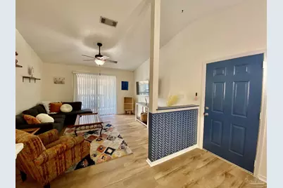 2299 Scenic Hwy #Apt G6, Pensacola, FL 32503 - Photo 4