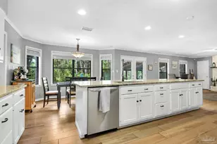 9012 Woodrun Rd, Pensacola, FL 32514 - Photo 12