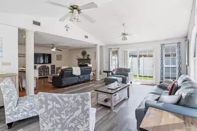 7865 Chesterfield Rd, Pensacola, FL 32506 - Photo 18