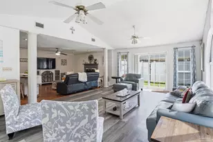 7865 Chesterfield Rd, Pensacola, FL 32506 - Photo 18