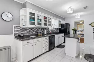 7865 Chesterfield Rd, Pensacola, FL 32506 - Photo 22