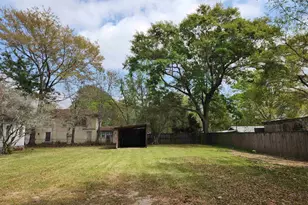 706 E Horner St, Atmore, AL 36502 - Photo 44