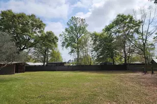 706 E Horner St, Atmore, AL 36502 - Photo 48