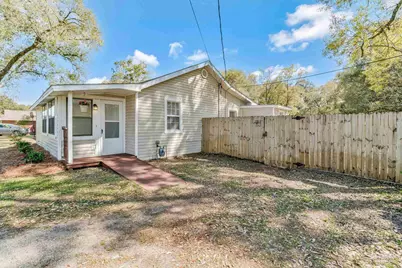 3041 Godwin Ln, Pensacola, FL 32526 - Photo 4