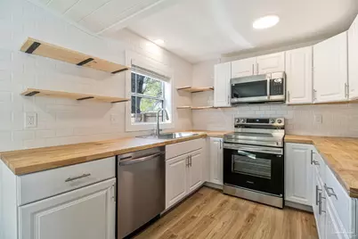 3041 Godwin Ln, Pensacola, FL 32526 - Photo 14