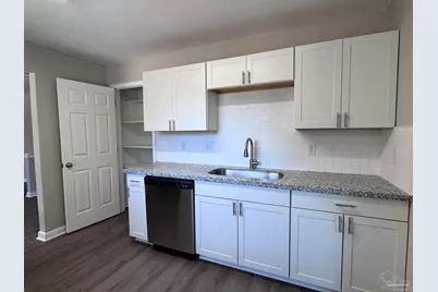 6426 Walnut St, Milton, FL 32570 - Photo 6