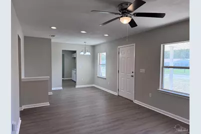 6426 Walnut St, Milton, FL 32570 - Photo 2