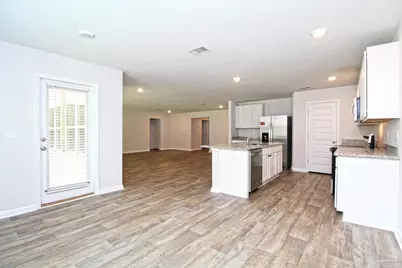 4650 Red Oak Dr, Milton, FL 32583 - Photo 6