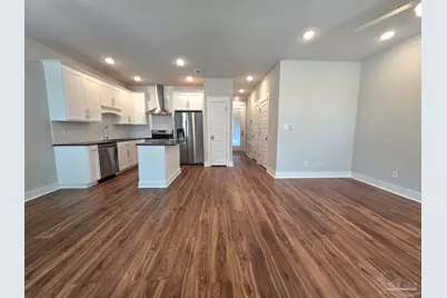 248 N Devillars St, Pensacola, FL 32502 - Photo 8