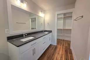 248 N Devillars St, Pensacola, FL 32502 - Photo 10