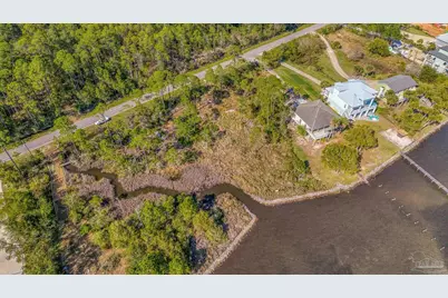5503 Soundside Dr, Gulf Breeze, FL 32563 - Photo 18