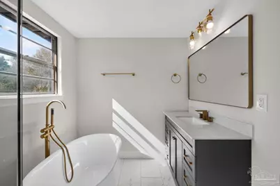 2015 Americus Ave, Pensacola, FL 32507 - Photo 12