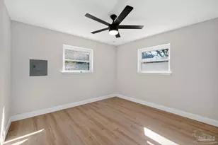 2015 Americus Ave, Pensacola, FL 32507 - Photo 10