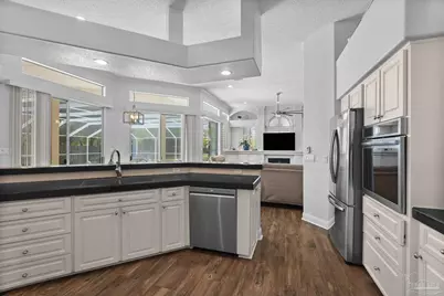 1071 Kelton Blvd, Gulf Breeze, FL 32563 - Photo 32