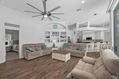 1071 Kelton Blvd, Gulf Breeze, FL 32563 - Photo 6