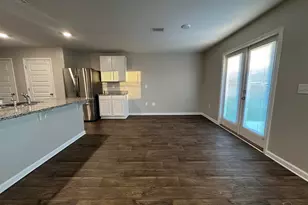 7540 Oak Lake Blvd, Pensacola, FL 32526 - Photo 4