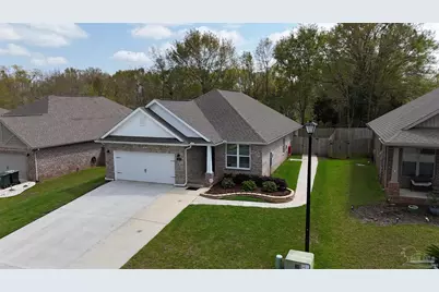 437 Pemberton Ln, Cantonment, FL 32533 - Photo 2
