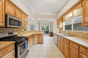 9915 Rail Cir, Pensacola, FL 32507 - Photo 16