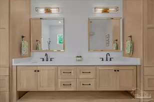 1600 E Heinberg St, Pensacola, FL 32501 - Photo 36