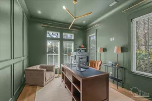 1600 E Heinberg St, Pensacola, FL 32501 - Photo 8