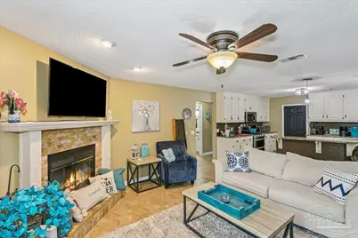 6579 Bellingham St, Navarre, FL 32566 - Photo 10