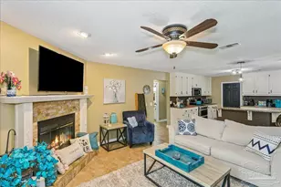 6579 Bellingham St, Navarre, FL 32566 - Photo 10