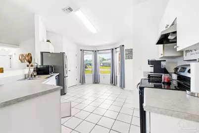 167 Carrier Dr, Pensacola, FL 32506 - Photo 4