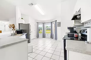 167 Carrier Dr, Pensacola, FL 32506 - Photo 4