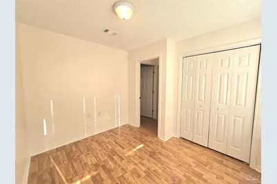 307 Loveland Cir, Pensacola, FL 32526 - Photo 4