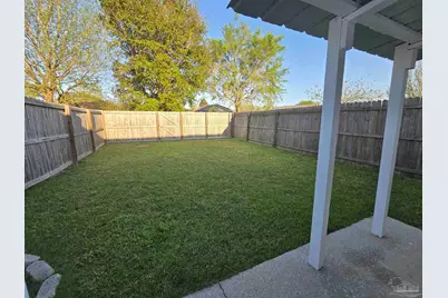 307 Loveland Cir, Pensacola, FL 32526 - Photo 24