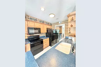 200 Pensacola Beach Rd #J2, Gulf Breeze, FL 32561 - Photo 12