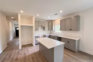 3502 W Cervantes, Pensacola, FL 32505 - Photo 4